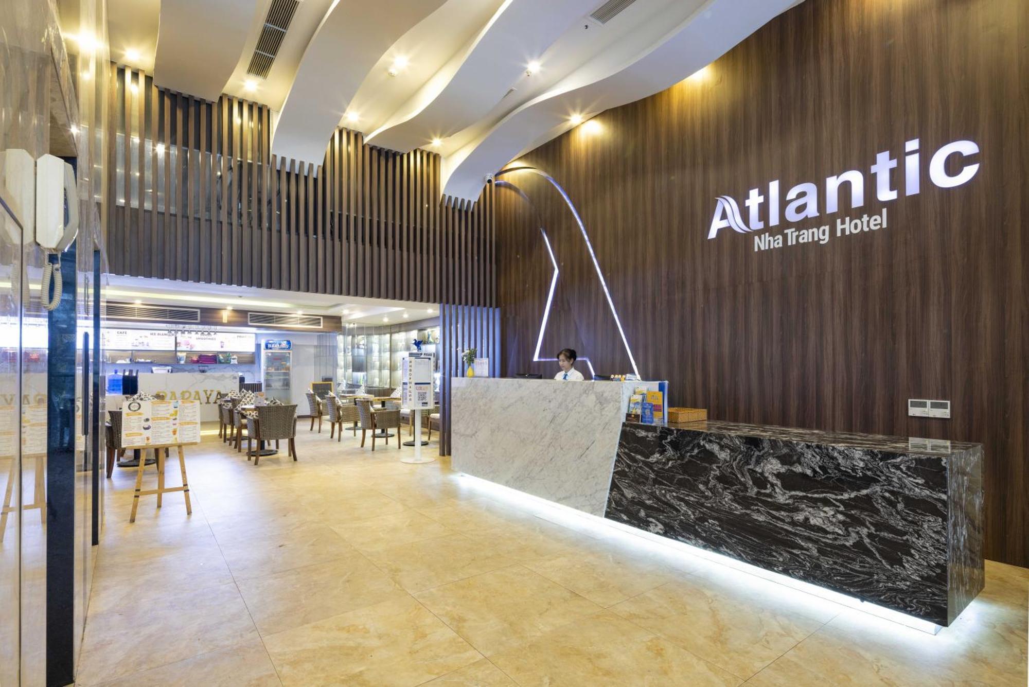 Atlantic Nha Trang Hotel Esterno foto
